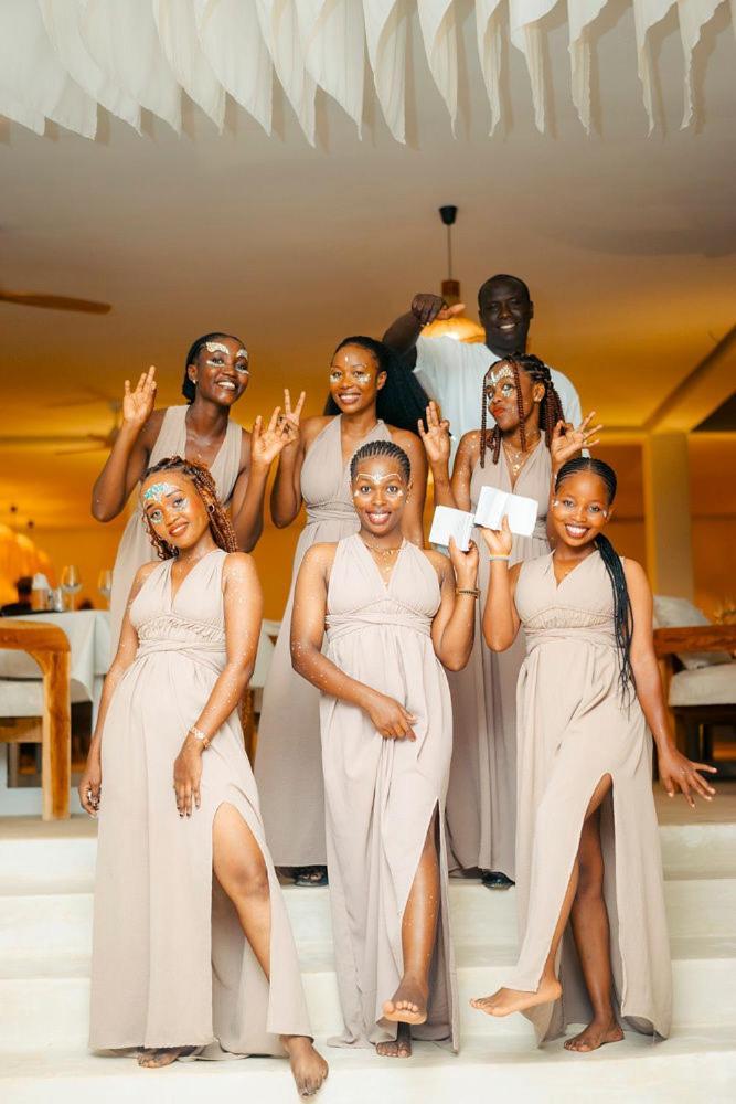 Le Saint Tropez Hotel Kidoti Luaran gambar
